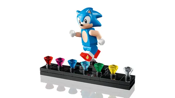 LEGO® Ideas Sonic the Hedgehog™ – Green Hill Zone image 4