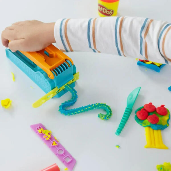 Play-Doh Fun Factory Starter Playset image 1