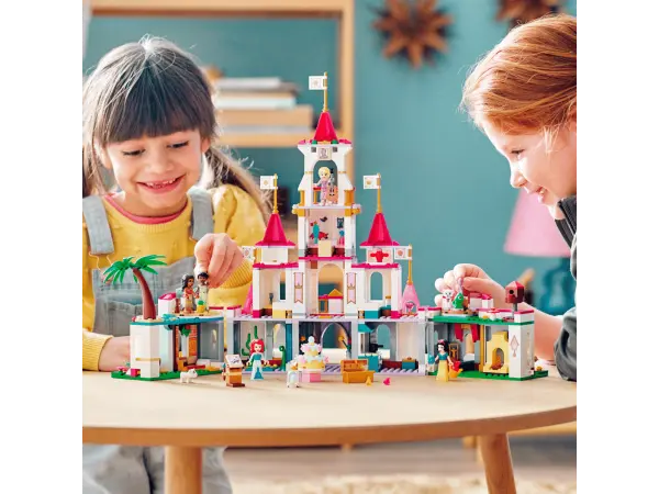LEGO® Disney  Ultimate Adventure Castle set image 6