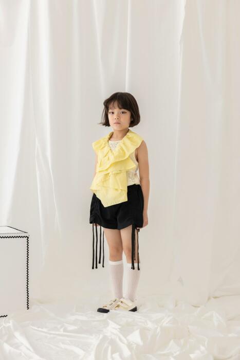 slide short pant image 2