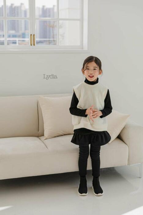 Ribbin Vest image 8