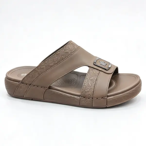 SLIPPER MN image 0