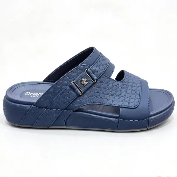 SLIPPER MN image 0