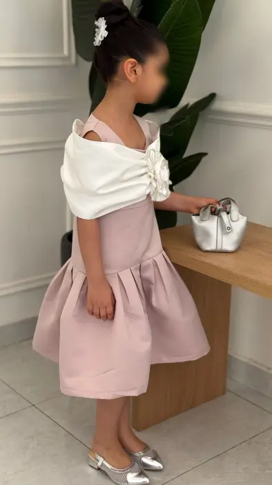 Flower Dress image 1