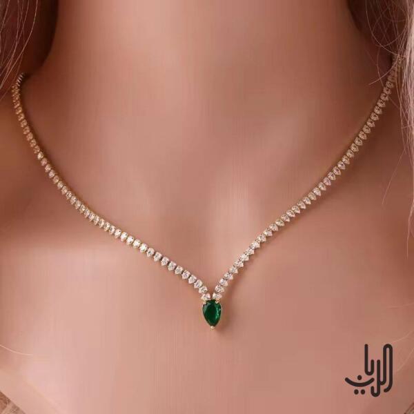 قلادة مرصعة بسلسلة من الزركون image 0