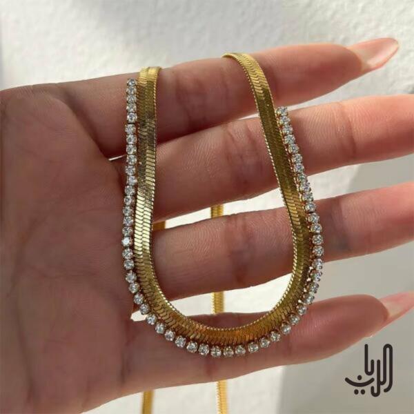 قلادات سلسلة متعرجة مرصعة بالأحجار image 3