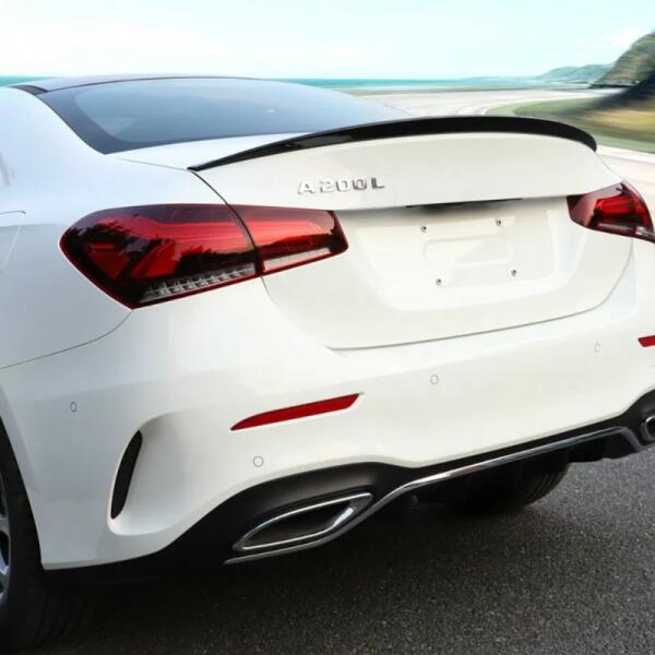  سبويلر جناح خلفي أسود لامع بتصميم لسيارة مرسيدس  A-Class W177 image 0