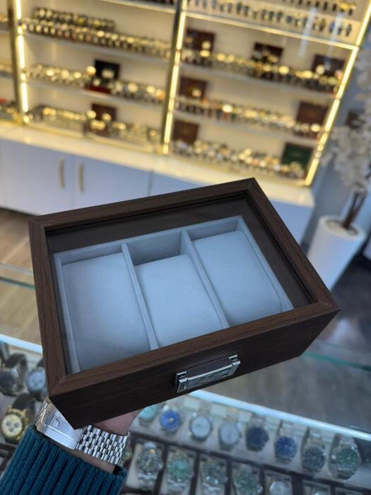 BOX 3 image 0
