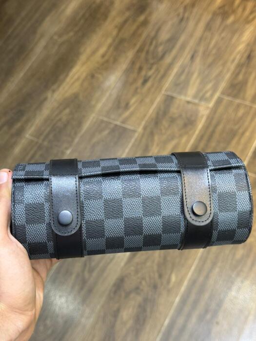 BOX LV BLACK M  image 0