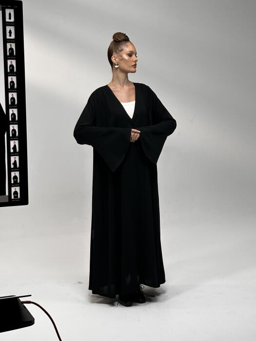 Elle abaya  image 1