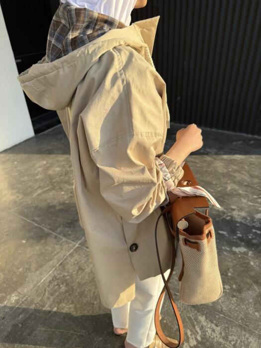 beige jacket image 1