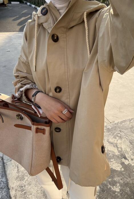 beige jacket image 2