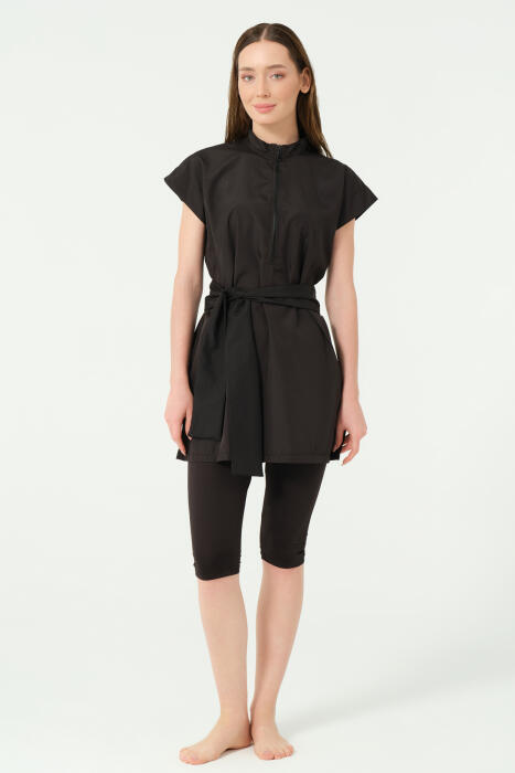 757-black short sleve waterproof image 0