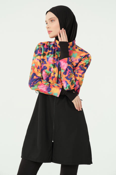 320-balck with short color top image 6