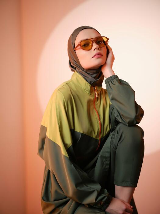 524-green image 7