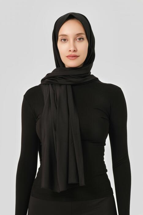 8009-حجاب شيله مقاوم للماي اربع ألوان image 0