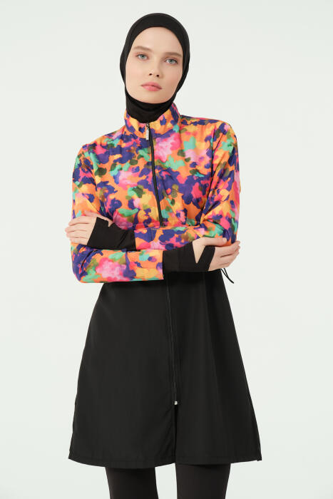 320-balck with short color top image 7