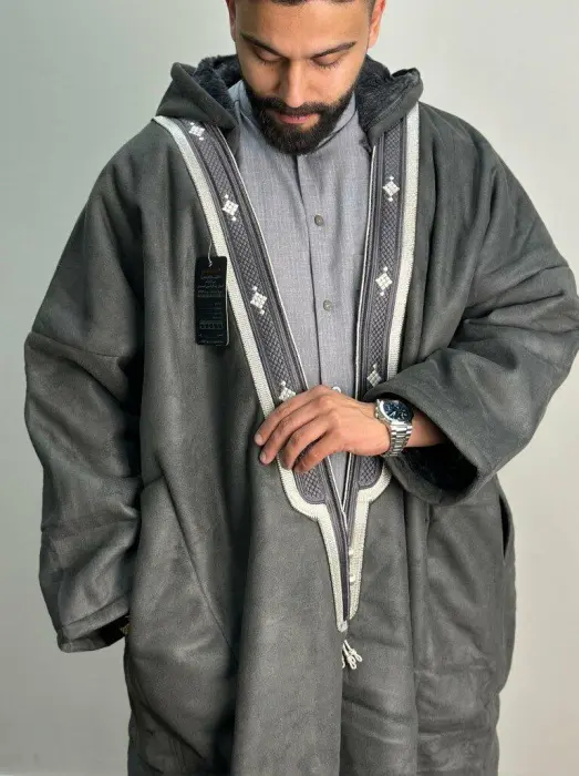 فروة جلد الغزال ( معكوس - زري )  image 1