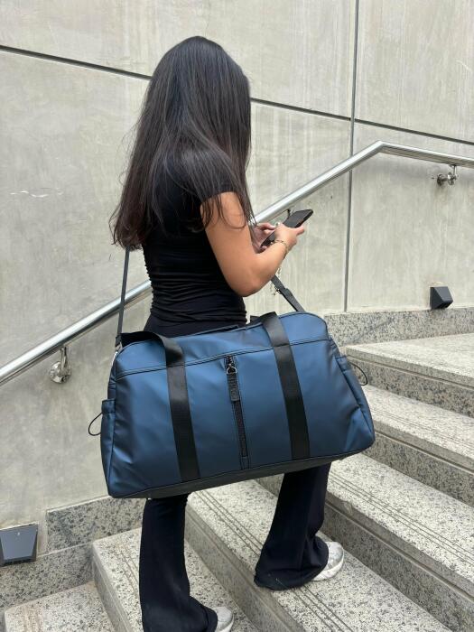 Luna Duffle- Metallic Navy blue image 0