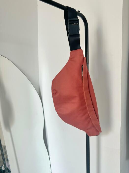 Fanny pack coral red image 0