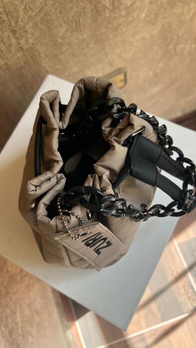 Bucket - Cafe image 3