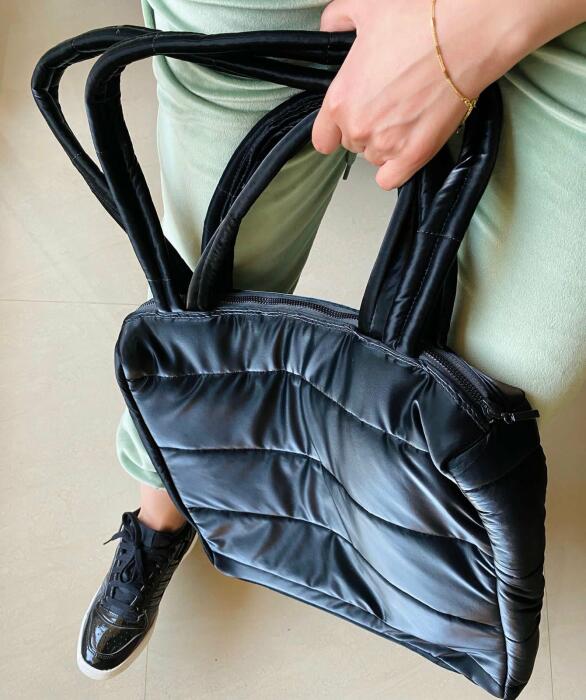 BLACK CHAMOIS PUFFY HANDBAG image 0