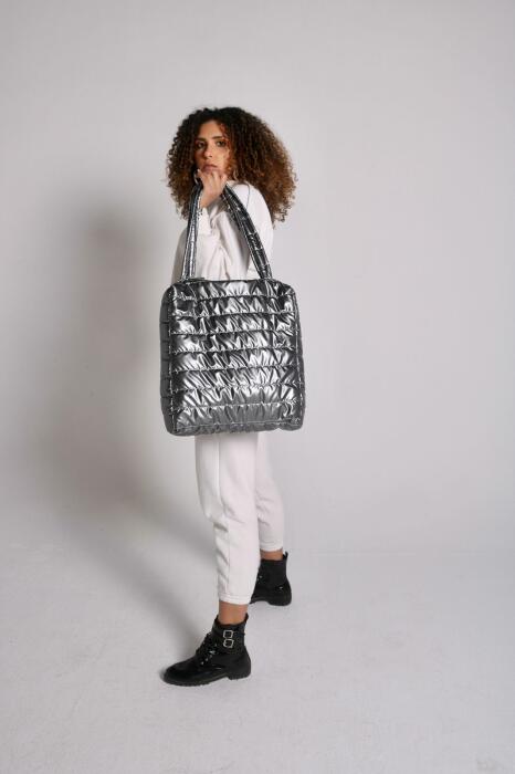 DARK SILVER PUFFY HANDBAG image 3