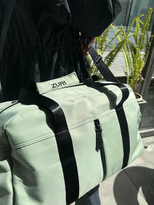 Luna Duffle- Light Green image 1