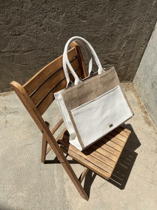 ZÃœRI THE TOTE image 2