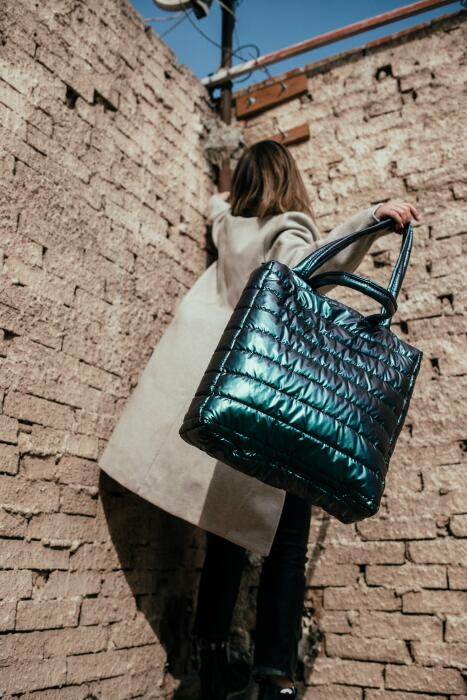 REFLECTIVE PUFFY HANDBAG image 0