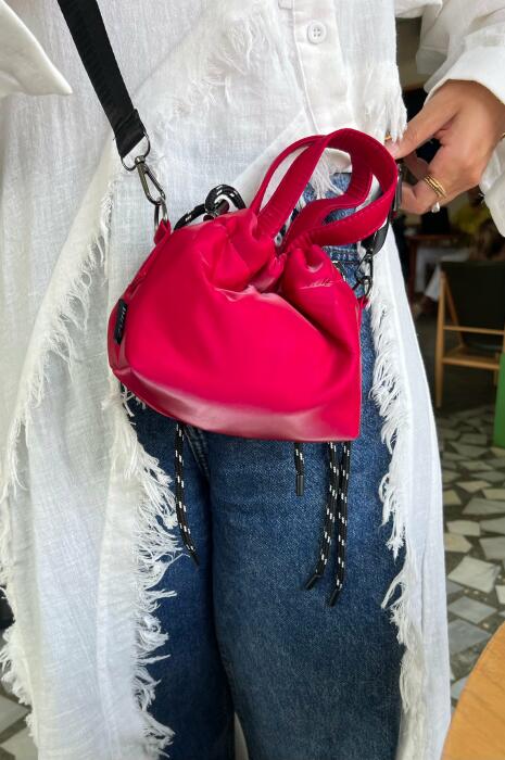 Mini Crossover - Fuchsia image 0