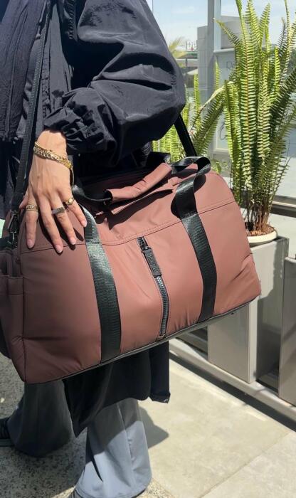 Luna Duffle- Brick image 1