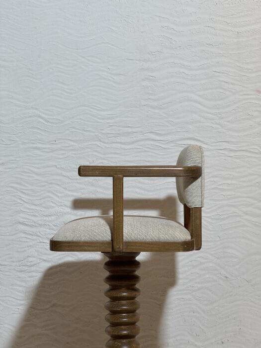 Ring of roses - bar stool  image 2