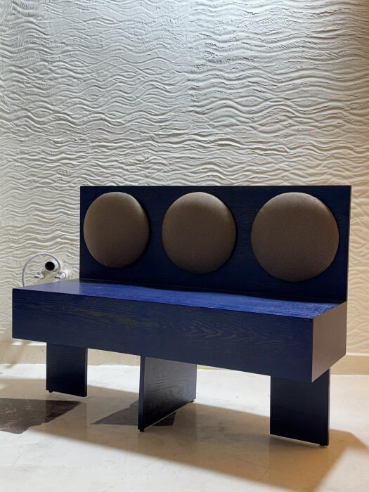 The committee bench  image 2