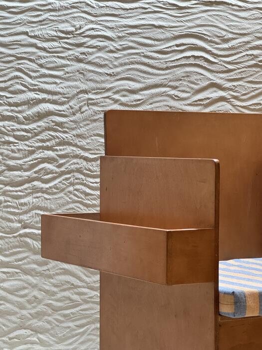 The Self-Sufficient Chair image 1