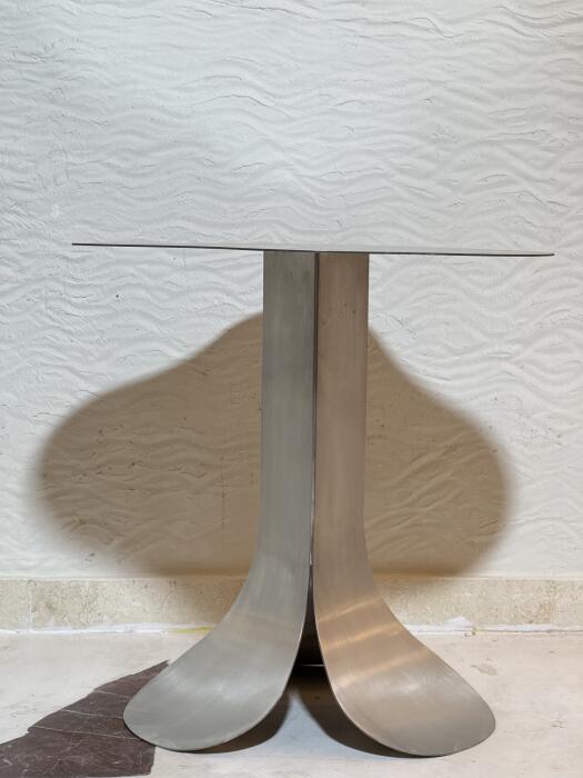The shroom table  image 1