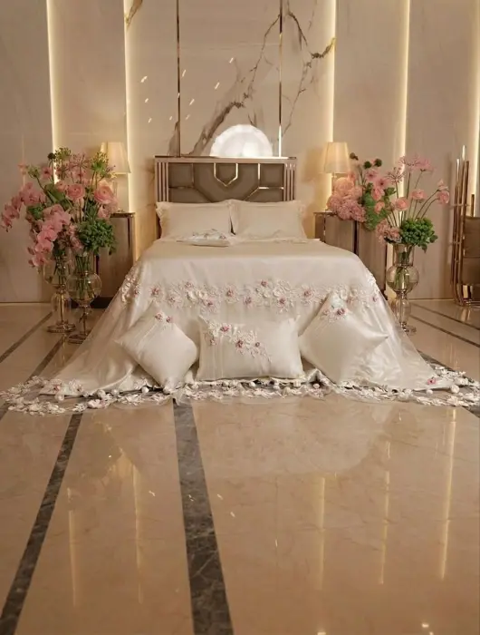white garden in pale pink (DIY) image 1
