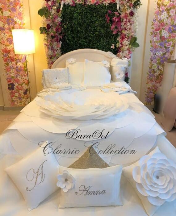 Standing flower Bedcover package image 0