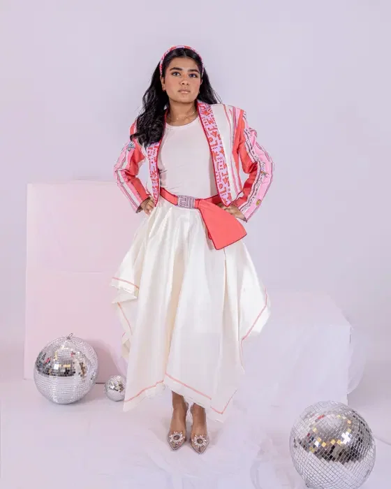 تنورة الفراشة  image 3