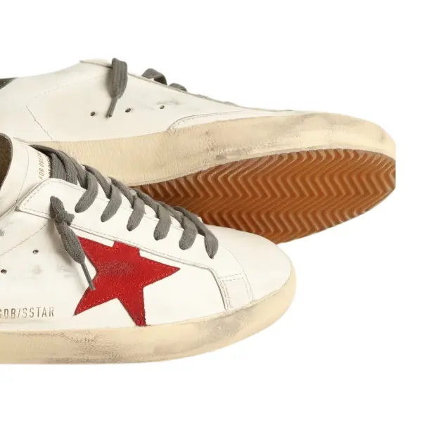 Golden Goose Super-Star with red suede star and green leather heel image 3