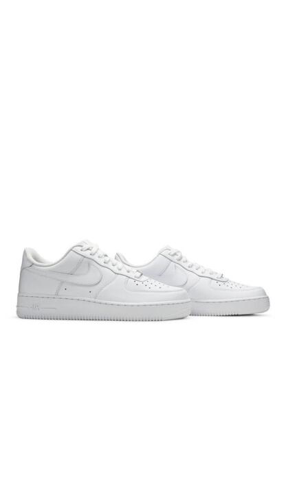 Nike Air Force 1'07 'Triple White' image 2