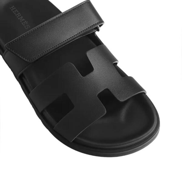 Hermès  Chypre Sandal - Noir Calfskin Leather image 2