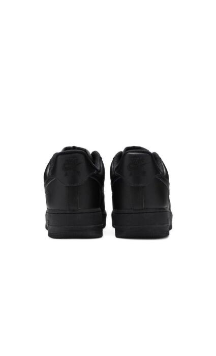 Nike Air Force 1'07 'Triple Black' image 3