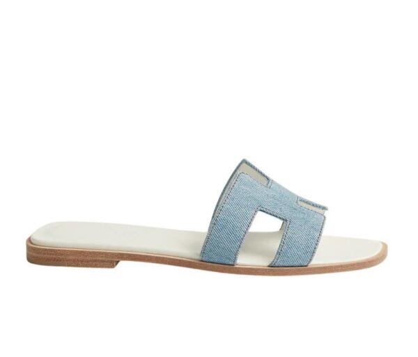 Hermès  Oran Sandal BleuClair image 0