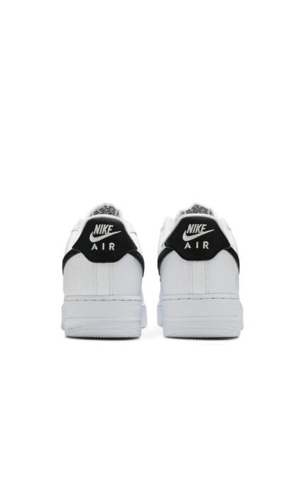 Nike Air Force 1'07 'White Black' image 3