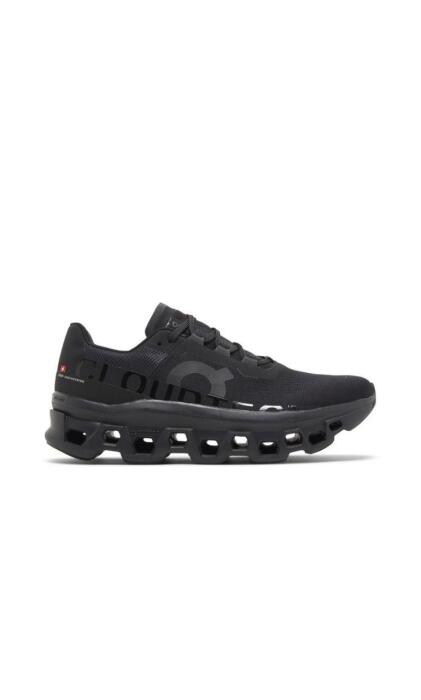On running Cloudmonster 'All Black' image 0