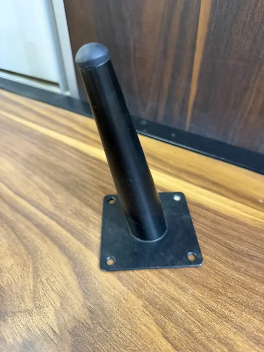 رجل أثاث معدنية مائلة أسود مطفي (Matte Black) موديل OL-422 image 0