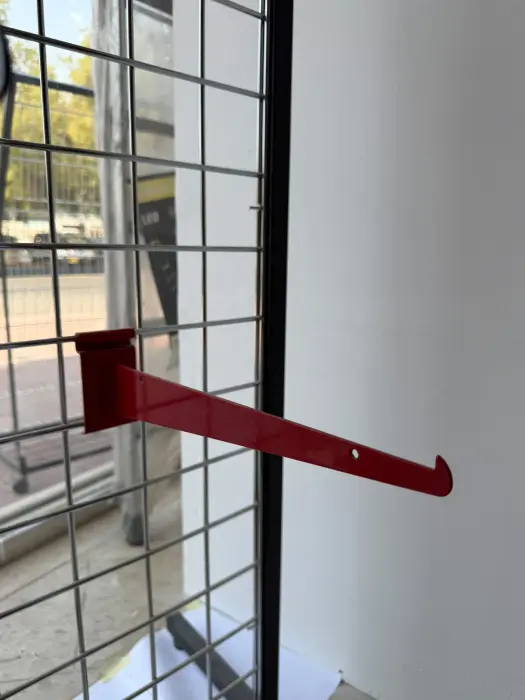زاوية (حامل أرفف) معدنية أحمر لشبك العرض - مقاسات (25cm / 35cm) image 1