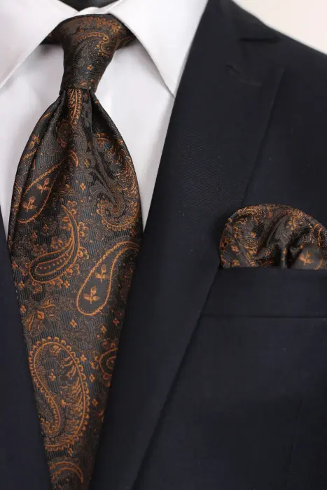 Paisley  Jaquard Neck Tie With Hanky - Regular 8.5 cm image 0
