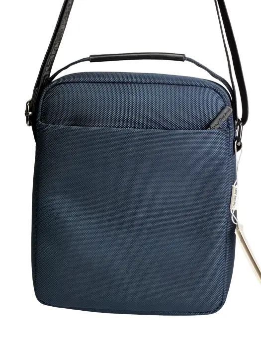 Men's Classic Crossbody Bag image 2